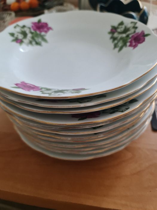 В связи с отъездом продаю ..