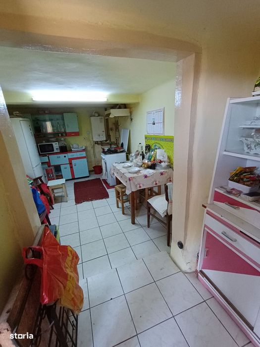 Casa cu 3 camere si garaj / str. PACII