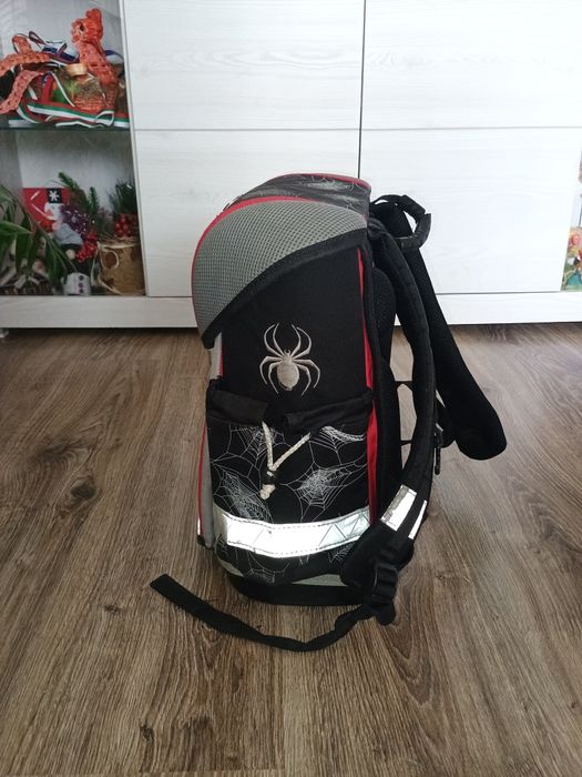 Ученическа раница