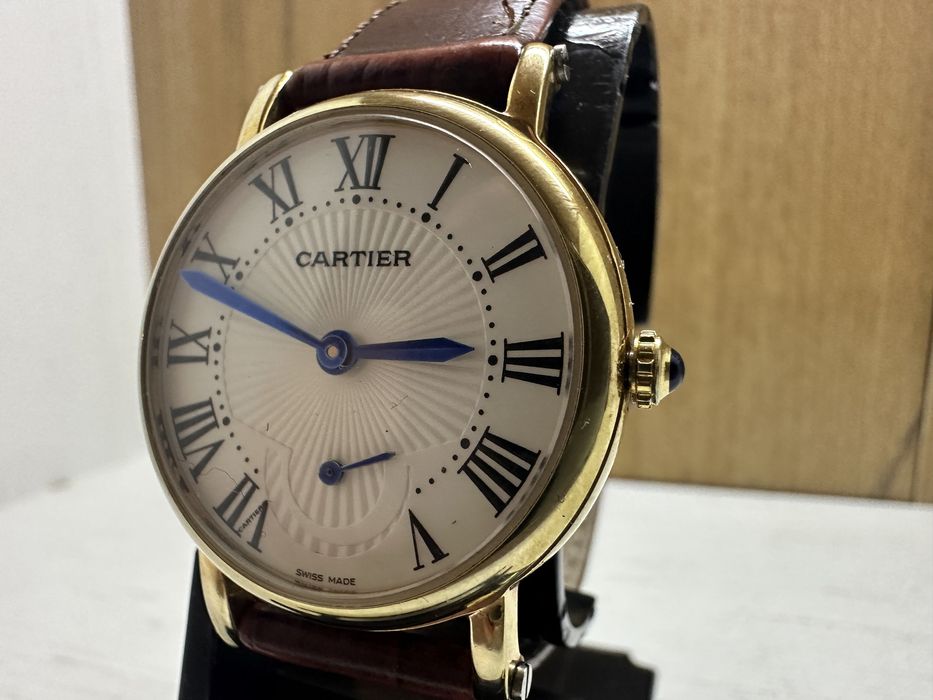 Уникален Часовник Картиер Cartier само за 350 лв