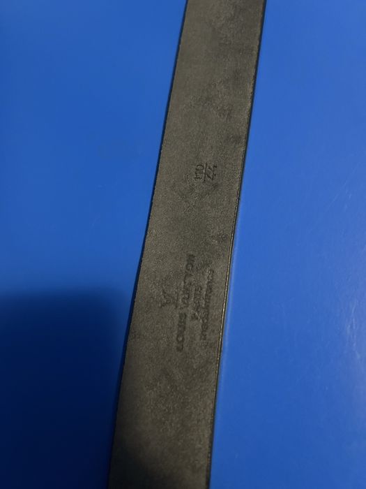 Curea LV neagra din piele si piele intoarsa