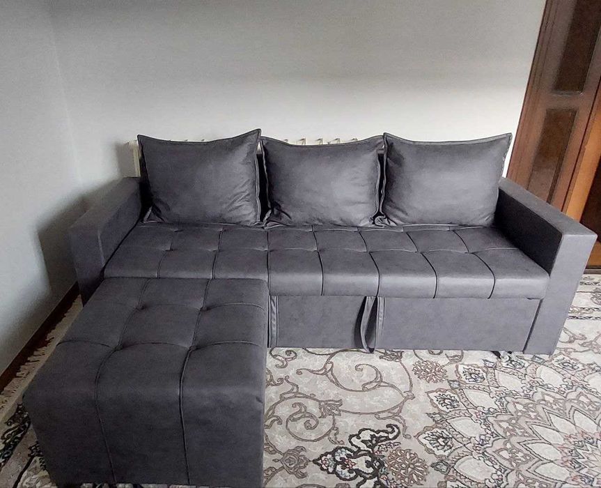 Раскладной диван сотилади