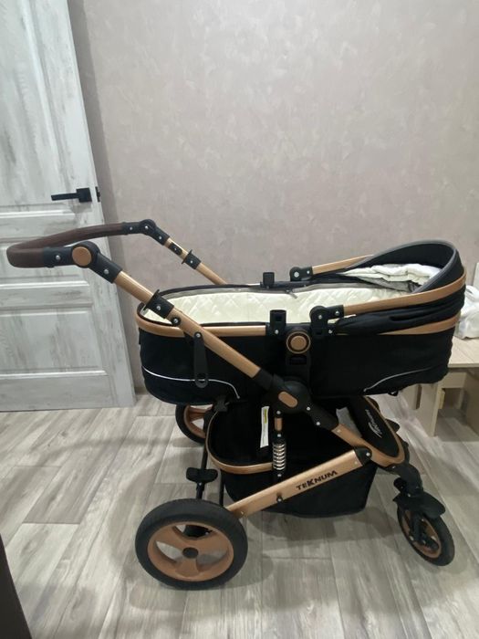 Продается коляска 2 в1