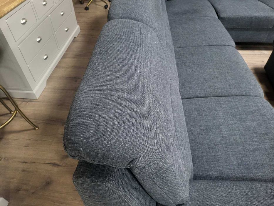 ПРОМОЦИЯ! Тъмно сив ъглов диван от плат и две табуретки POLIPOl