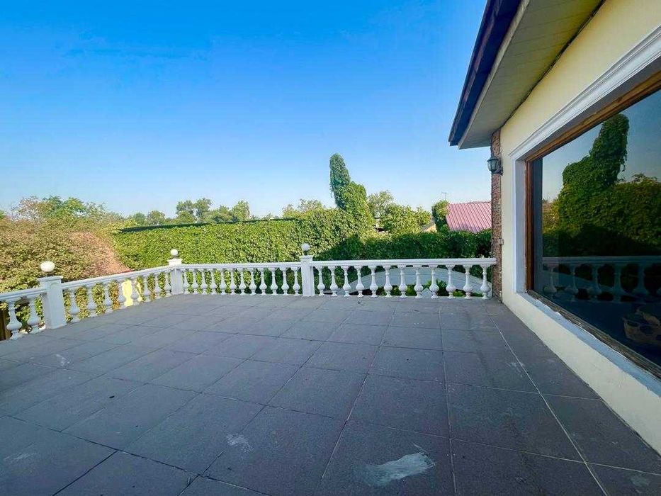 Дом/участок. Мирабадский. Под бизнес. Азербайджанский центр. Аэропорт.