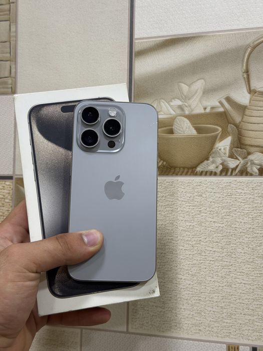 Iphone 15 pro 128 gb 90%
