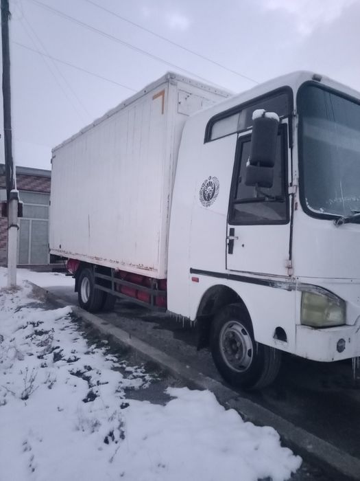 ISUZU SAZ  NP 37 gruzavoy