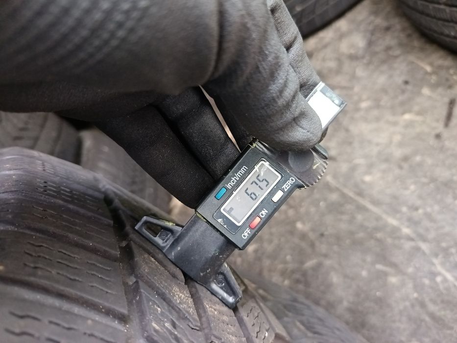 Anvelope MS iarna 215 55 18 continental 2022 6.3-6.7mm