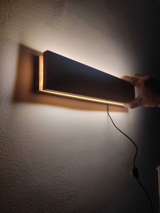 Лед лампа от дърво