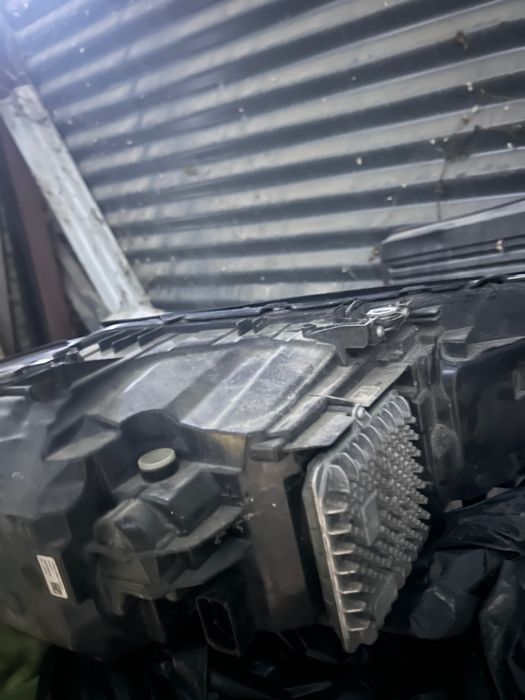 Фарове BMW 530 G30-G31 Европейски