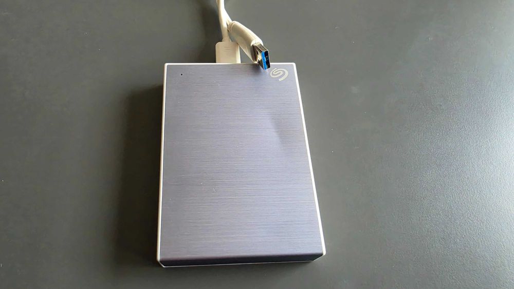 Външен  хард диск 5 ТБ  Seagate One Touch