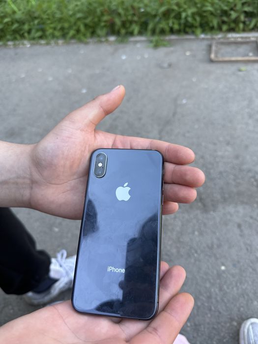 Продам айфон XS в хорошем состоянии