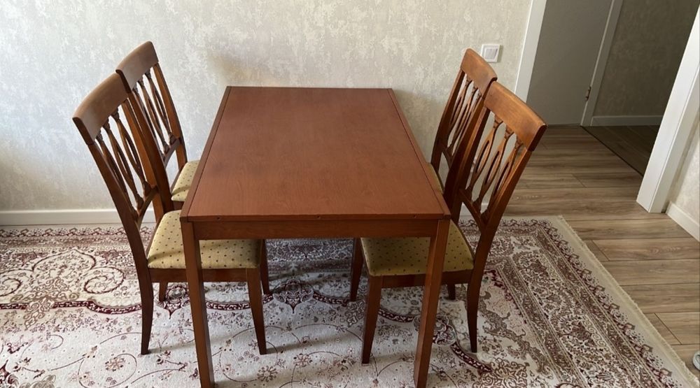 Стол и стулья про-во Малайзия