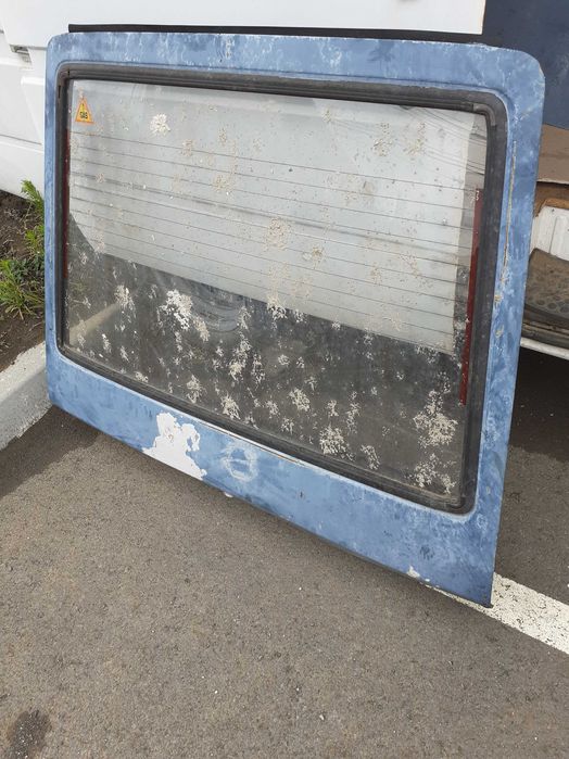 Преден и заден капак за Москвич Алеко