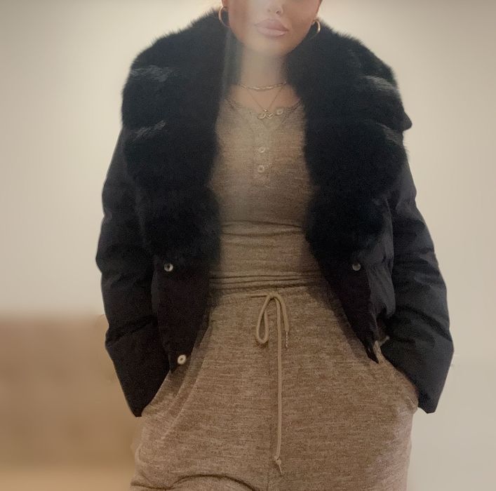 Geaca cu blana naturală , oferta!