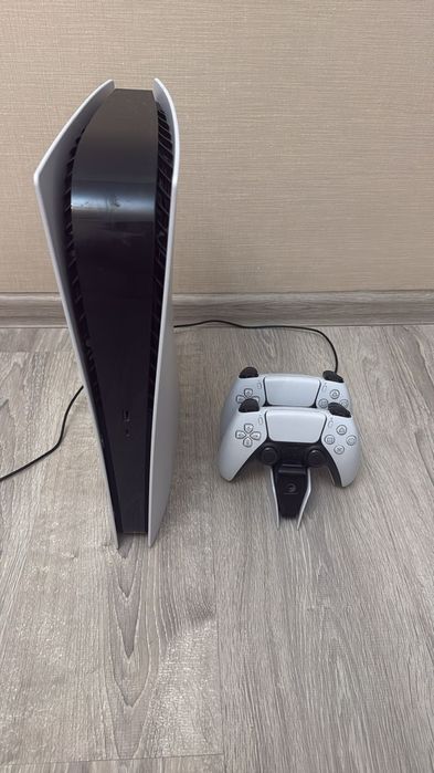 PS5 состояние почти новый