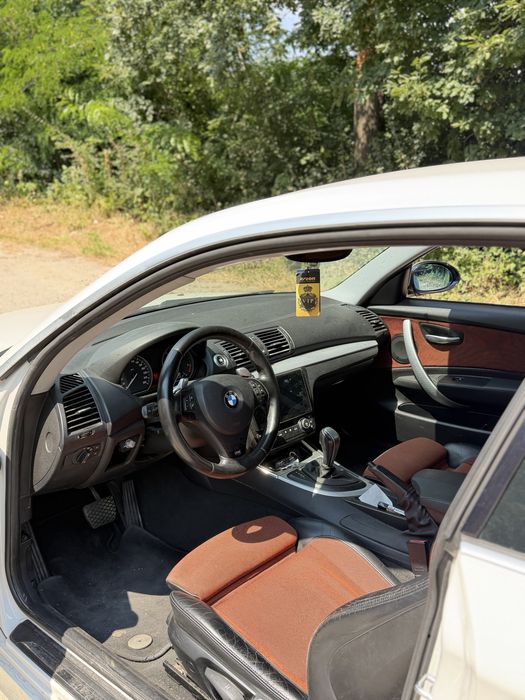 Vand bmw seria 1 e81 123d 204cp