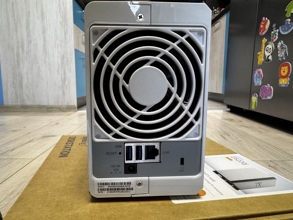 Synology DS220j домашен NAS