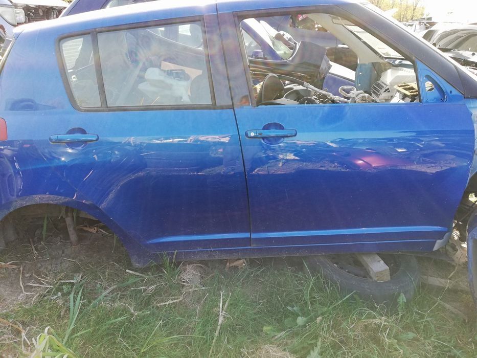 Capota haion uși ușa oglinda suzuki Swift stop prag 2006 pe partea dreapta lunetă dezmembrari