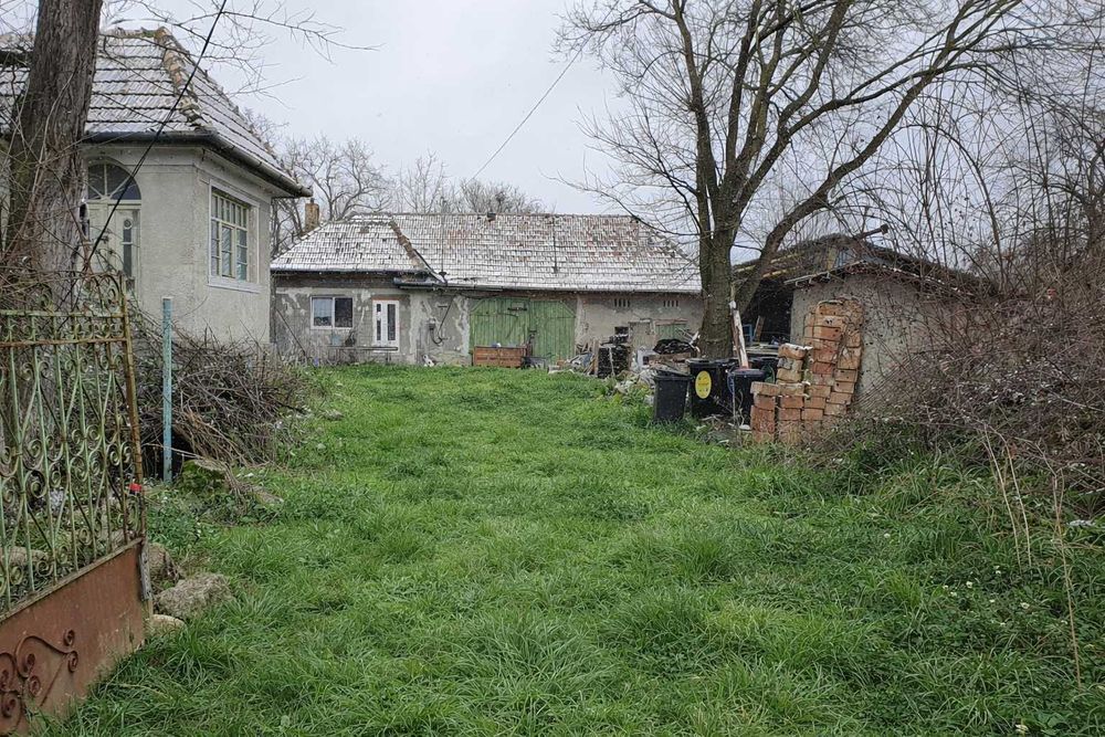 Casa Ceanu Mic,20km Cluj,10 km Turda,Suprafata 1700 mp/teren