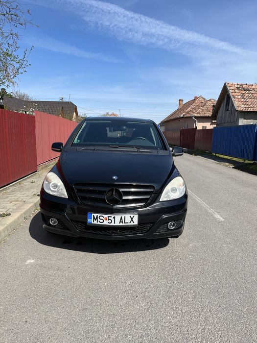 Mercedes B class