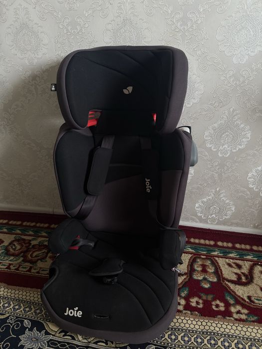 автокресло почти новый