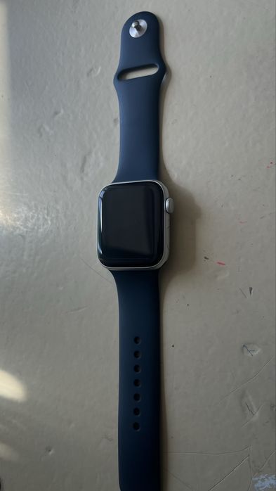Apple watch SE 44 мм