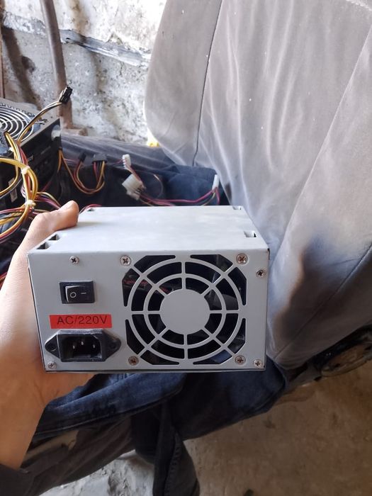 Продам блок питания компьютера