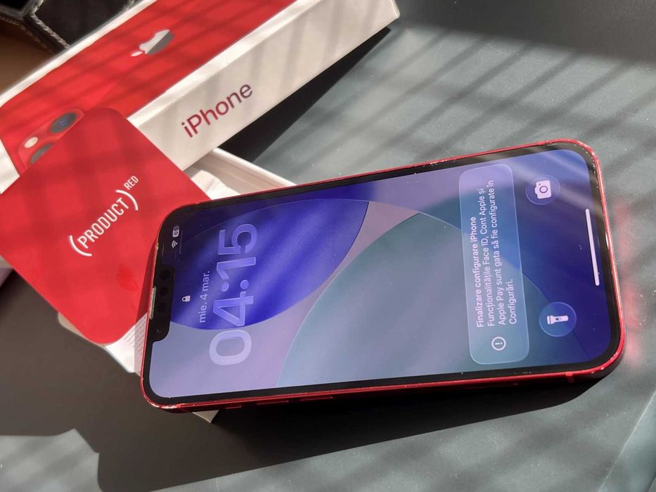 iPhone 13 128 gb, pachet complet, rosu, baterie 74%, niciun defect