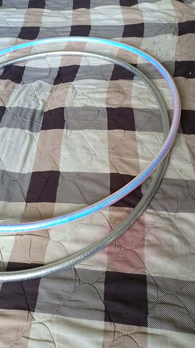 Обручи гимнастические