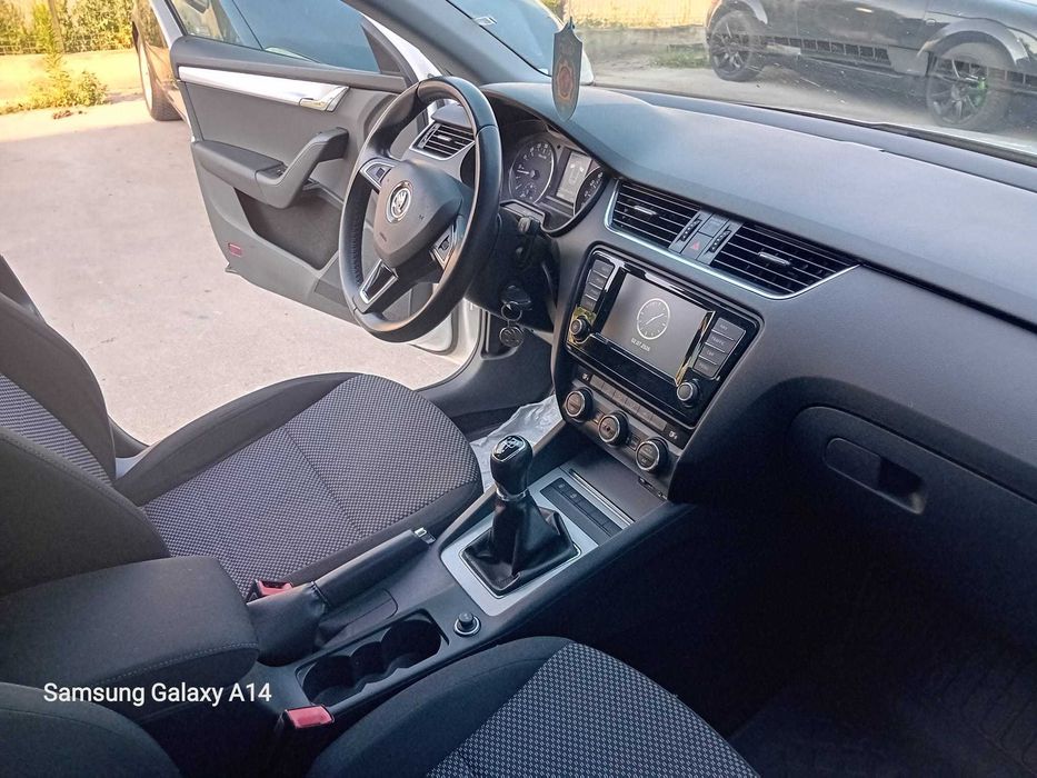 SKODA Octavia 2017 — imagine 2