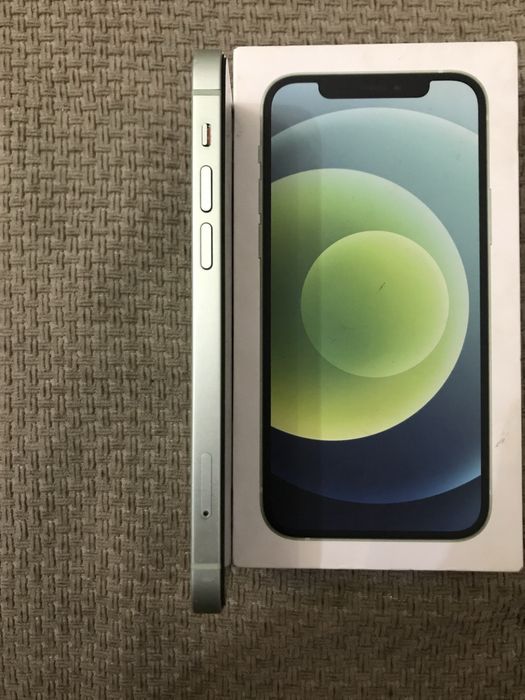 iPhone 12 акб-75 память-64gb