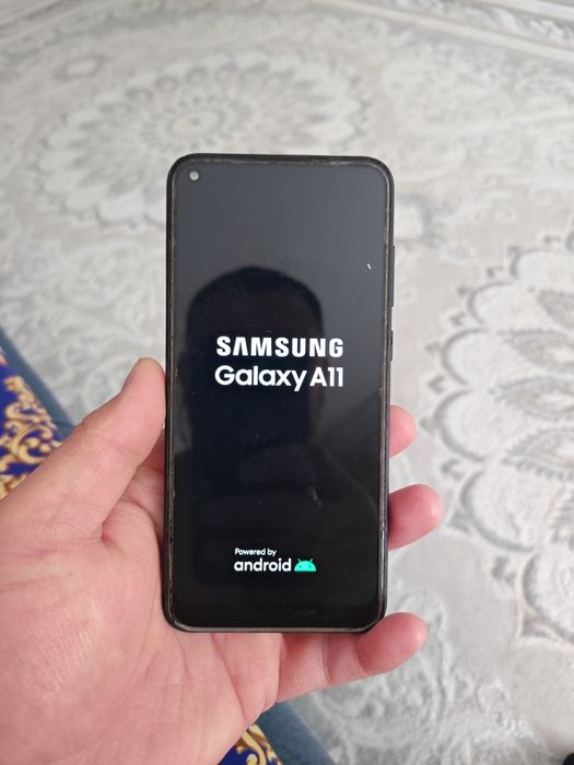 Самсунг А11 в рабочем состоянии