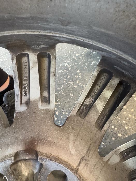 Алуминиева джанта за Ленд Роувър/Land Rover