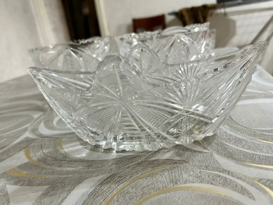 Хрустальная лодочка вазочка