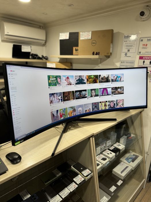 Monitor Gaming Qled Samsung Odyssey 49", Dual QHD , 240Hz