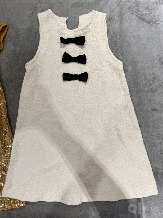 Платье  Zara 122-128 нарядное