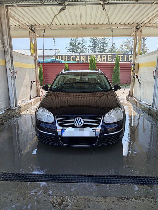 Vând golf V 1.9 tdi