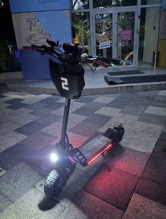 Vand Trotineta electrica kuggo g2