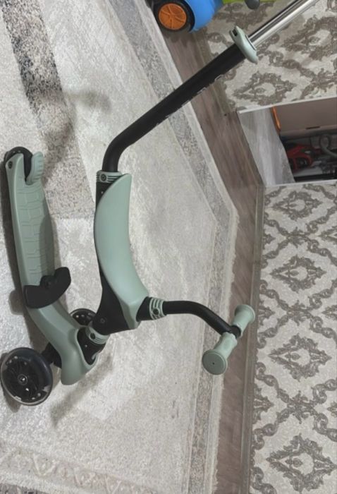 Самокат серый раскладной