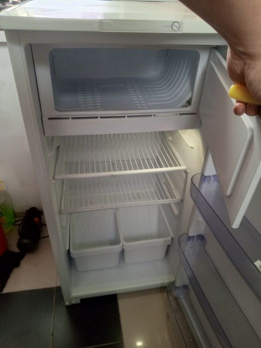 Холодильник бирюса