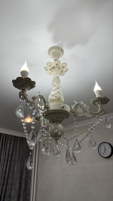 Продам красивые люстры