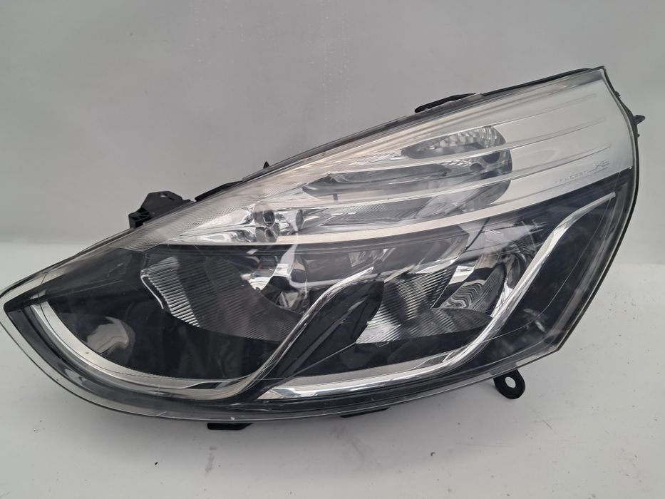 Фар Renault Clio 4 2014/2019г