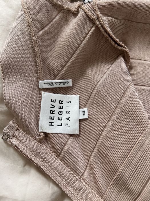 Рокля Herve Leger