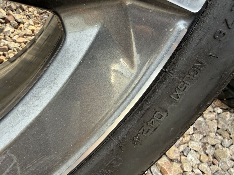 Оригинални Mercedes-AMG 19” джанти с гуми Bridgestone – 4 броя