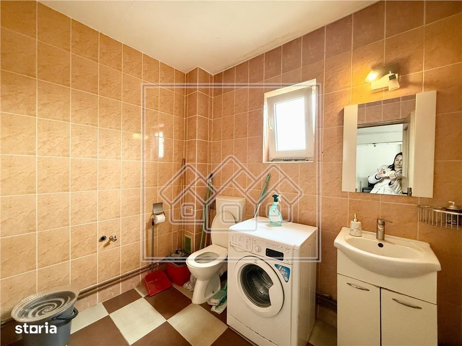 Apartament cu 4 camere, la casa, cu curte - Calea Tunisorului, Sibiu