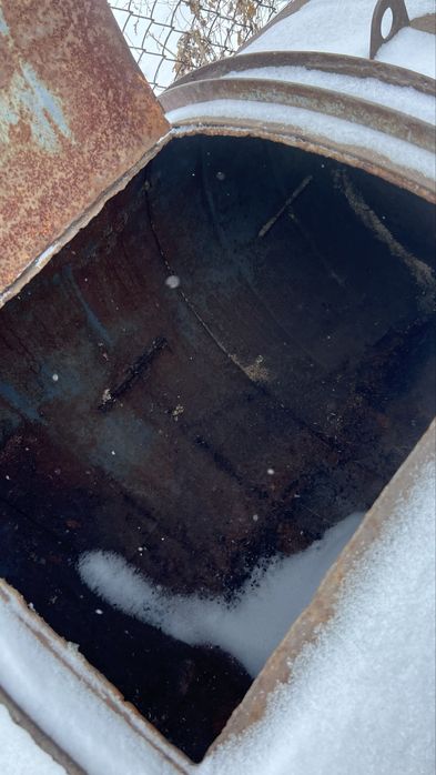 Емкость для хранения сыпучих