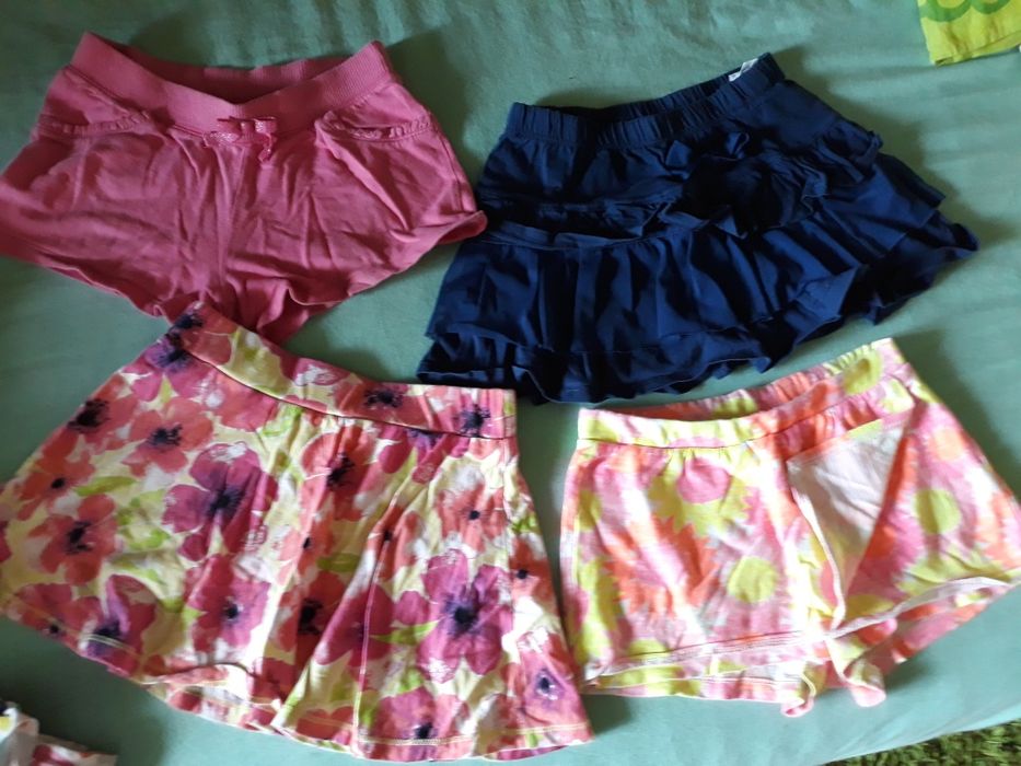 Пролетно летни дрешки, клинчета, панталонки, блузки122-128 см.