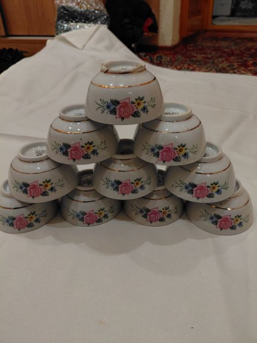 Piyola пиала sotiladi