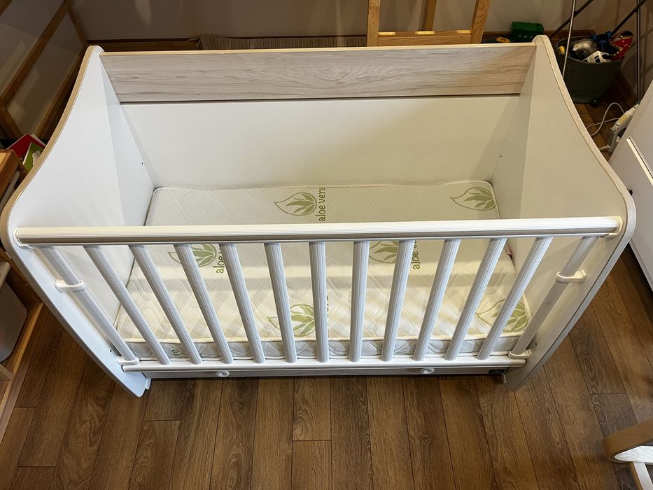 Детско креватче , легло , кошара Loreli